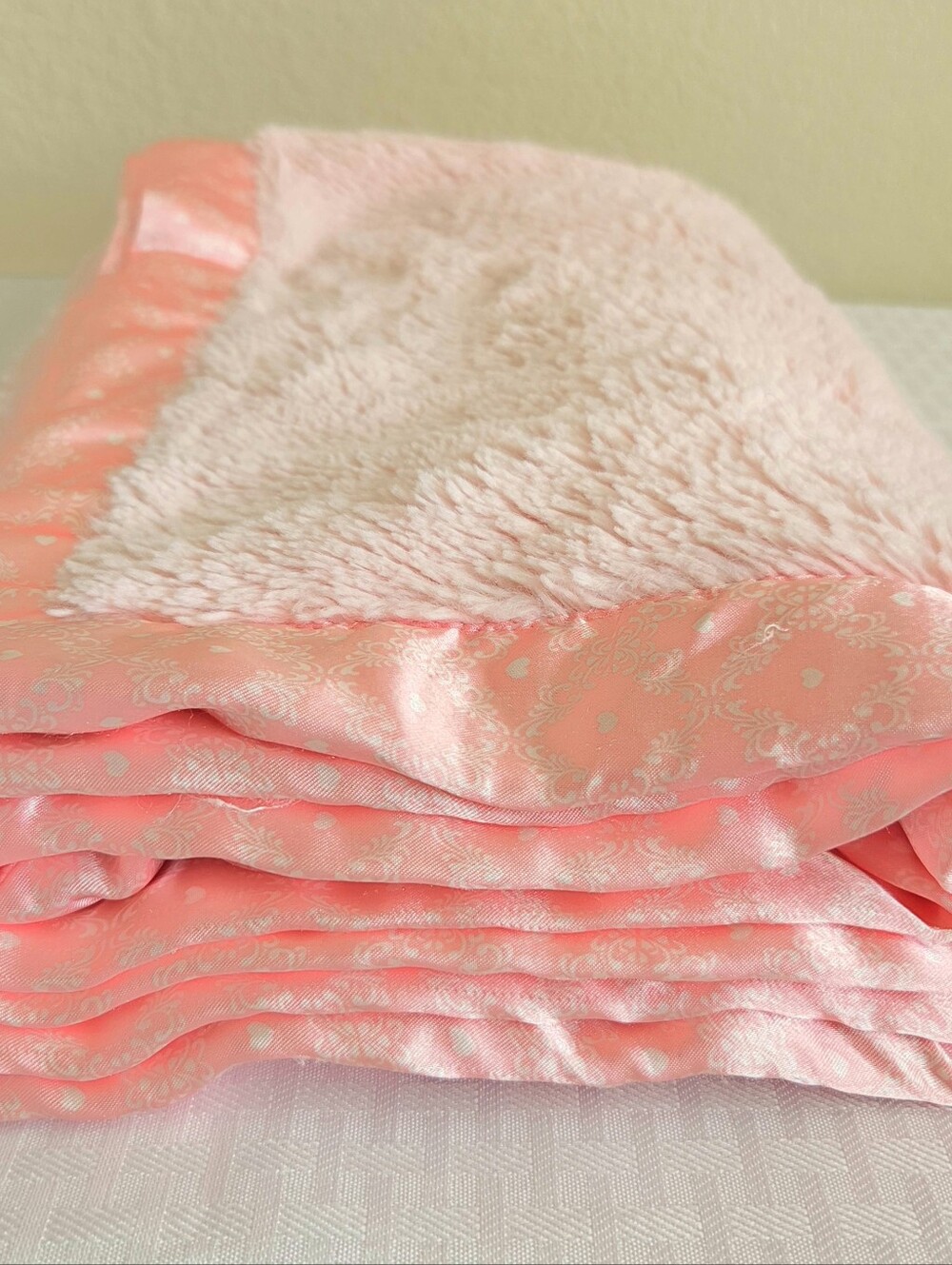 KOALA Pink Baby Blanket Satin Trim Hearts Soft Sherpa Plush EUC